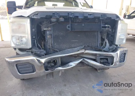 2015 Ford F-250 Xl из США, поврежденный, VIN 1FT7X2B68FEC98557